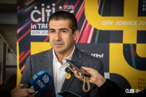 Lanzamiento Summit-15